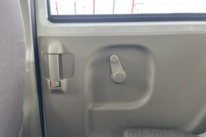 サムネイル: 平成31年　エブリイ　PA　 4WD　車検令和9年2月