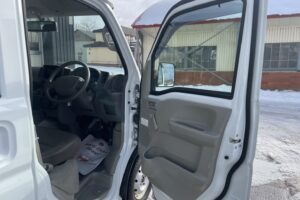 サムネイル: 平成31年　エブリイ　PA　 4WD　車検令和9年2月