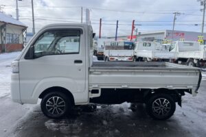 サムネイル: 平成30年　ピクシストラック 農用スペシャル ４WD 車検令和8年8月