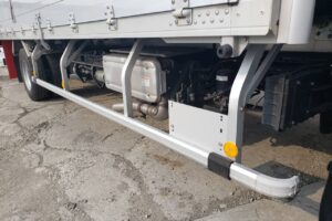 サムネイル: 【★北見店★】平成28年式UDトラックス　コンドル　アルミウィング　ワイドロング　◆札幌・江別・旭川・北見・釧路どこでも全国対応可能です！◆