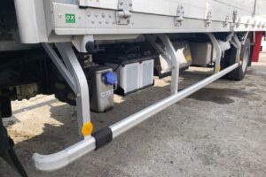 サムネイル: 【★北見店★】平成28年式UDトラックス　コンドル　アルミウィング　ワイドロング　◆札幌・江別・旭川・北見・釧路どこでも全国対応可能です！◆