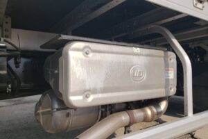 サムネイル: 【★北見店★】平成28年式UDトラックス　コンドル　アルミウィング　ワイドロング　◆札幌・江別・旭川・北見・釧路どこでも全国対応可能です！◆