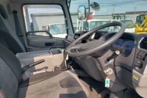 サムネイル: 【★北見店★】平成28年式UDトラックス　コンドル　アルミウィング　ワイドロング　◆札幌・江別・旭川・北見・釧路どこでも全国対応可能です！◆