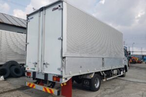 サムネイル: 【★北見店★】平成28年式UDトラックス　コンドル　アルミウィング　ワイドロング　◆札幌・江別・旭川・北見・釧路どこでも全国対応可能です！◆