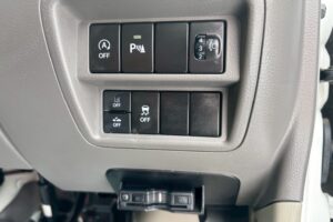 サムネイル: 令和6年　スズキ　エブリィ軽バン　4WD・ハイルーフ・オートマ（車検整備付）