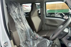 サムネイル: 令和6年　スズキ　エブリィ軽バン　4WD・ハイルーフ・オートマ（車検整備付）