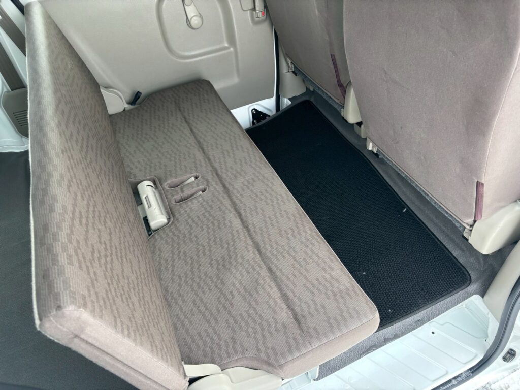 令和6年　スズキ　エブリィ軽バン　4WD・ハイルーフ・オートマ（車検整備付）