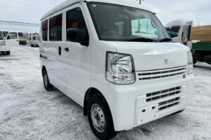 サムネイル: 令和6年　スズキ　エブリィ軽バン　4WD・ハイルーフ・オートマ（車検整備付）