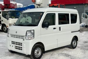 令和6年　スズキ　エブリィ軽バン　4WD・ハイルーフ・オートマ（車検整備付）