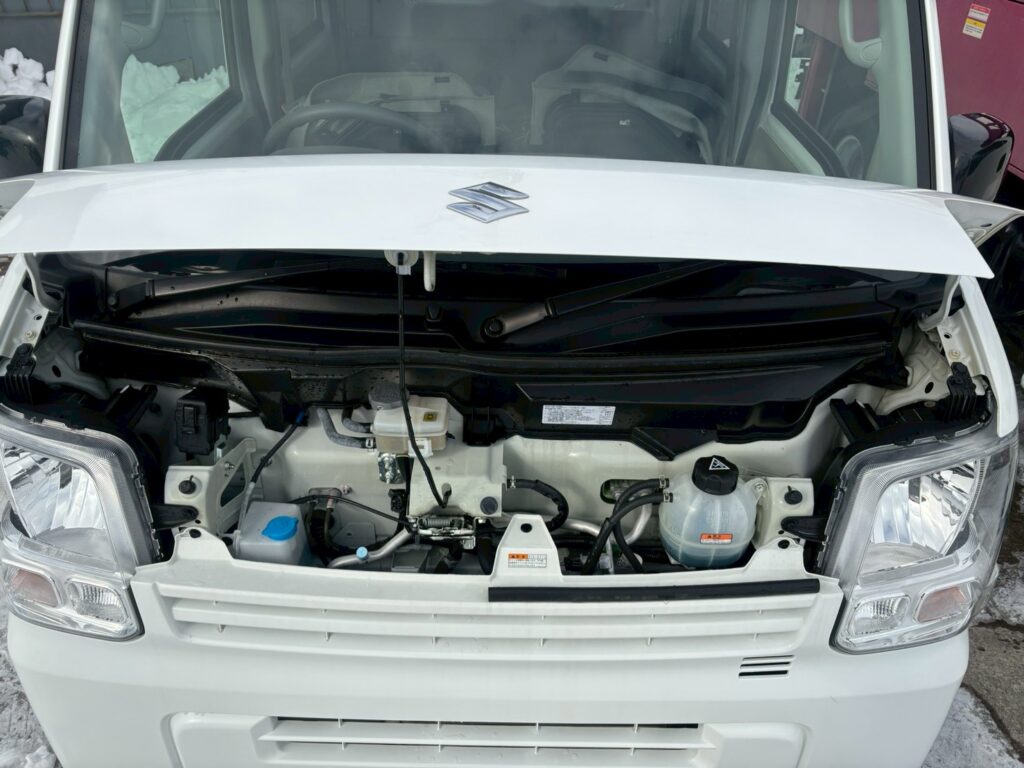 令和6年　スズキ　エブリィ軽バン　4WD・ハイルーフ・オートマ（車検整備付）