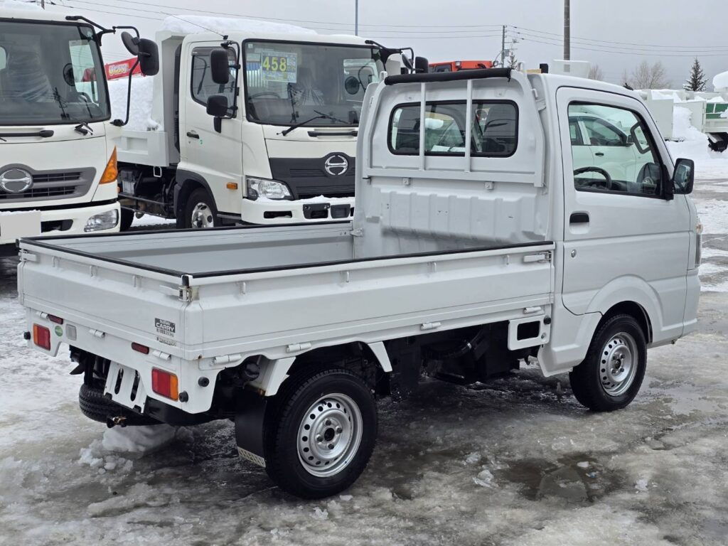 令和２年　スズキ　キャリィ　軽トラック　４WD・オートマ車（車検2年付）