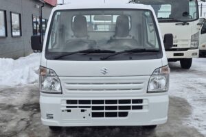 サムネイル: 令和２年　スズキ　キャリィ　軽トラック　４WD・オートマ車（車検2年付）