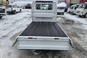 サムネイル: 令和２年　スズキ　キャリィ　軽トラック　４WD・オートマ車（車検2年付）