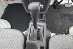 サムネイル: 令和２年　スズキ　キャリィ　軽トラック　４WD・オートマ車（車検2年付）