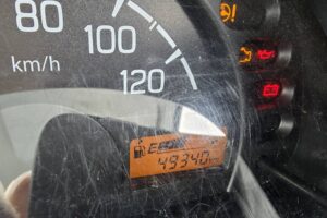 サムネイル: 令和２年　スズキ　キャリィ　軽トラック　４WD・オートマ車（車検2年付）