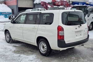 サムネイル: 平成28年　トヨタ　プロボックスバン　GL　4WD・小型貨物（4ナンバー）（車検1年付）