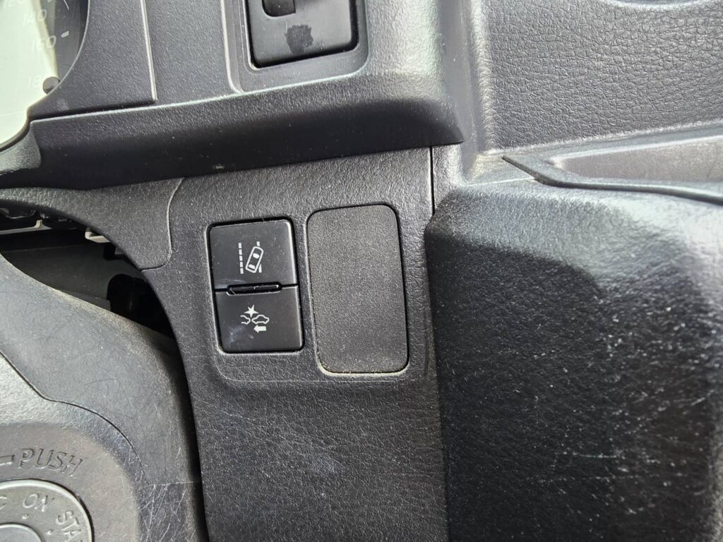 平成28年　トヨタ　プロボックスバン　GL　4WD・小型貨物（4ナンバー）（車検1年付）