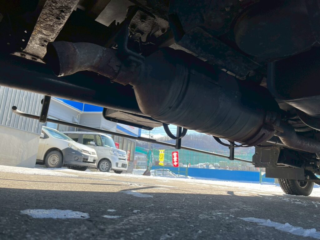 平成28年式　三菱キャンター　アルミバン　４WD　ワイドロング　サイドドア付　（車検1年付き）