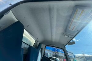 サムネイル: 平成28年式　三菱キャンター　アルミバン　４WD　ワイドロング　サイドドア付　（車検1年付き）