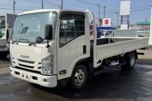 令和3年　エルフ2トン平ワイドロング　走行1.4万キロ　車検1年付