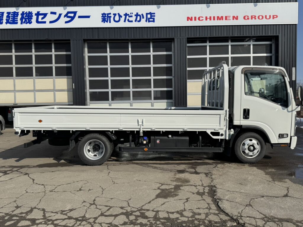 令和3年　エルフ2トン平ワイドロング　走行1.4万キロ　車検1年付