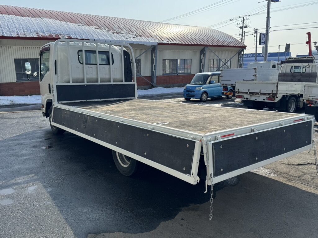 令和3年　エルフ2トン平ワイドロング　走行1.4万キロ　車検1年付