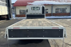 サムネイル: 令和3年　エルフ2トン平ワイドロング　走行1.4万キロ　車検1年付