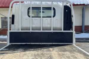 サムネイル: 令和3年　エルフ2トン平ワイドロング　走行1.4万キロ　車検1年付