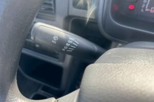 サムネイル: 令和３年　スズキ　キャリイ　軽トラック　４WD　ＫＣスペシャル・オートマ（車検令和９年８月）