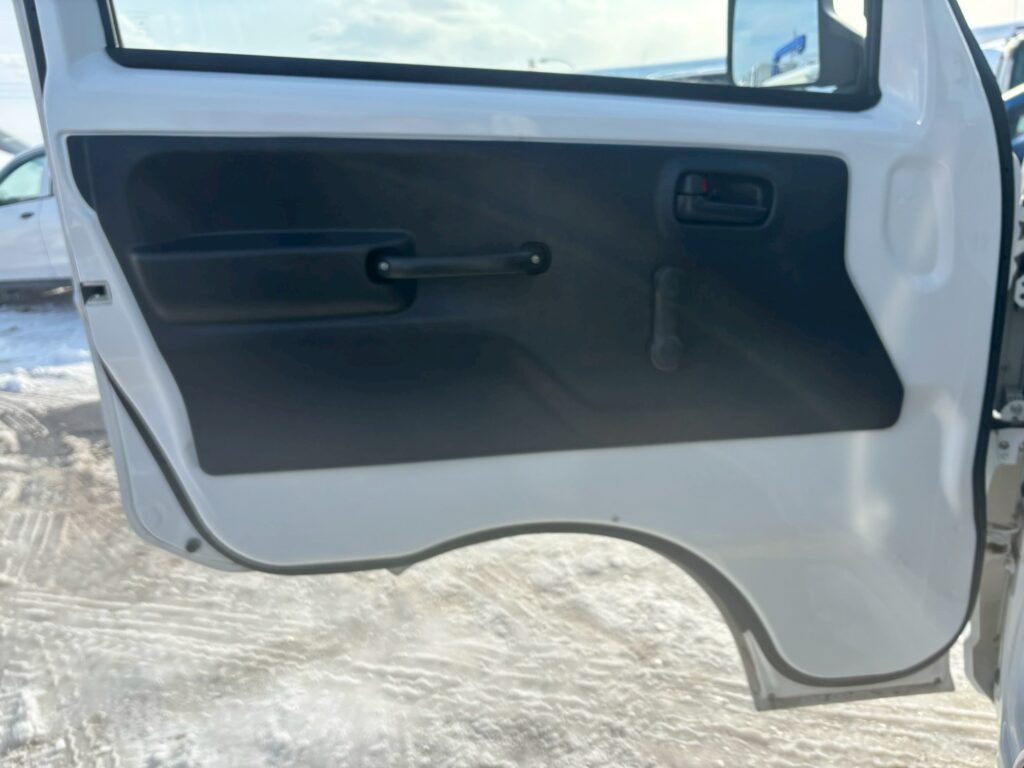 令和３年　スズキ　キャリイ　軽トラック　４WD　ＫＣスペシャル・オートマ（車検令和９年８月）