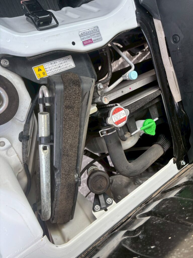 令和３年　スズキ　キャリイ　軽トラック　４WD　ＫＣスペシャル・オートマ（車検令和９年８月）