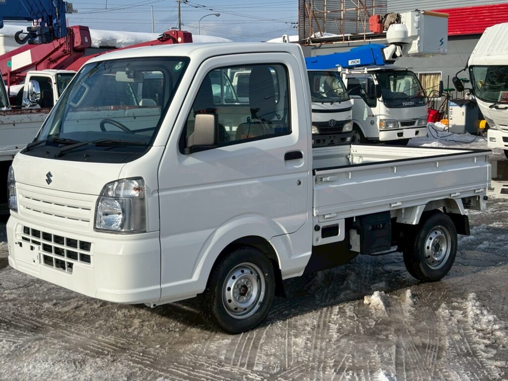 令和３年　スズキ　キャリイ　軽トラック　４WD　ＫＣスペシャル・オートマ（車検令和９年８月）