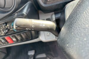 サムネイル: 平成24年　日野　デュトロ　２トン３段クレーンロング　フックイン・ラジコン付（車検1年付）