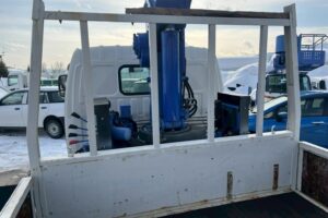 サムネイル: 平成24年　日野　デュトロ　２トン３段クレーンロング　フックイン・ラジコン付（車検1年付）