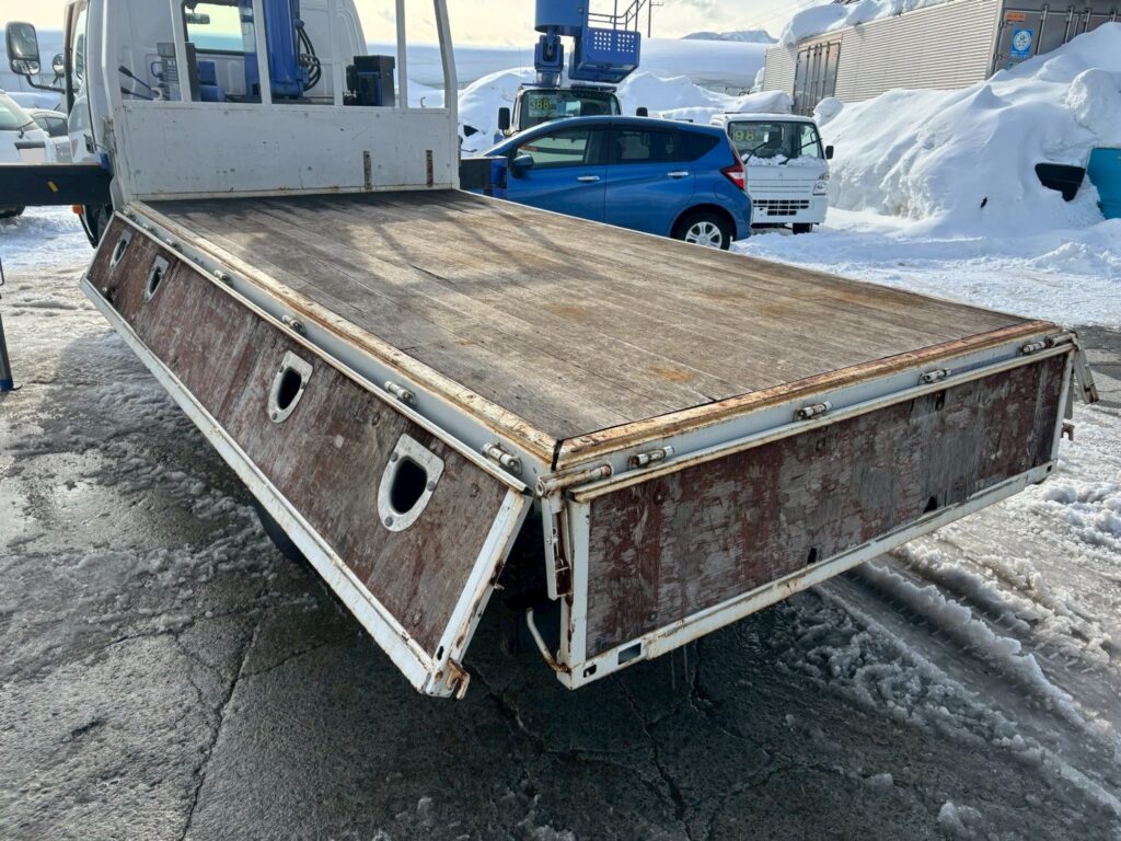 平成24年　日野　デュトロ　２トン３段クレーンロング　フックイン・ラジコン付（車検1年付）