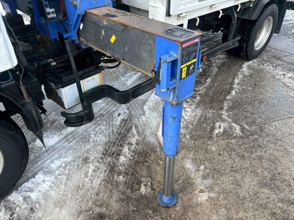 平成24年　日野　デュトロ　２トン３段クレーンロング　フックイン・ラジコン付（車検1年付）