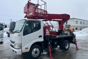 平成25年 　日野　デュトロ11.9m高所作業車スチールバケット (車検1年付）