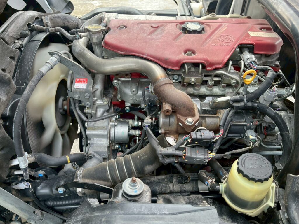 平成25年 　日野　デュトロ11.9m高所作業車スチールバケット (車検1年付）