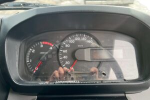 サムネイル: 平成25年 　日野　デュトロ11.9m高所作業車スチールバケット (車検1年付）