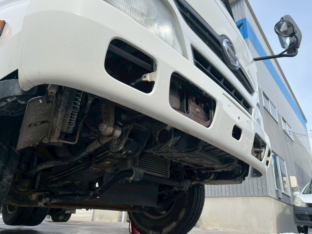 平成25年 　日野　デュトロ11.9m高所作業車スチールバケット (車検1年付）