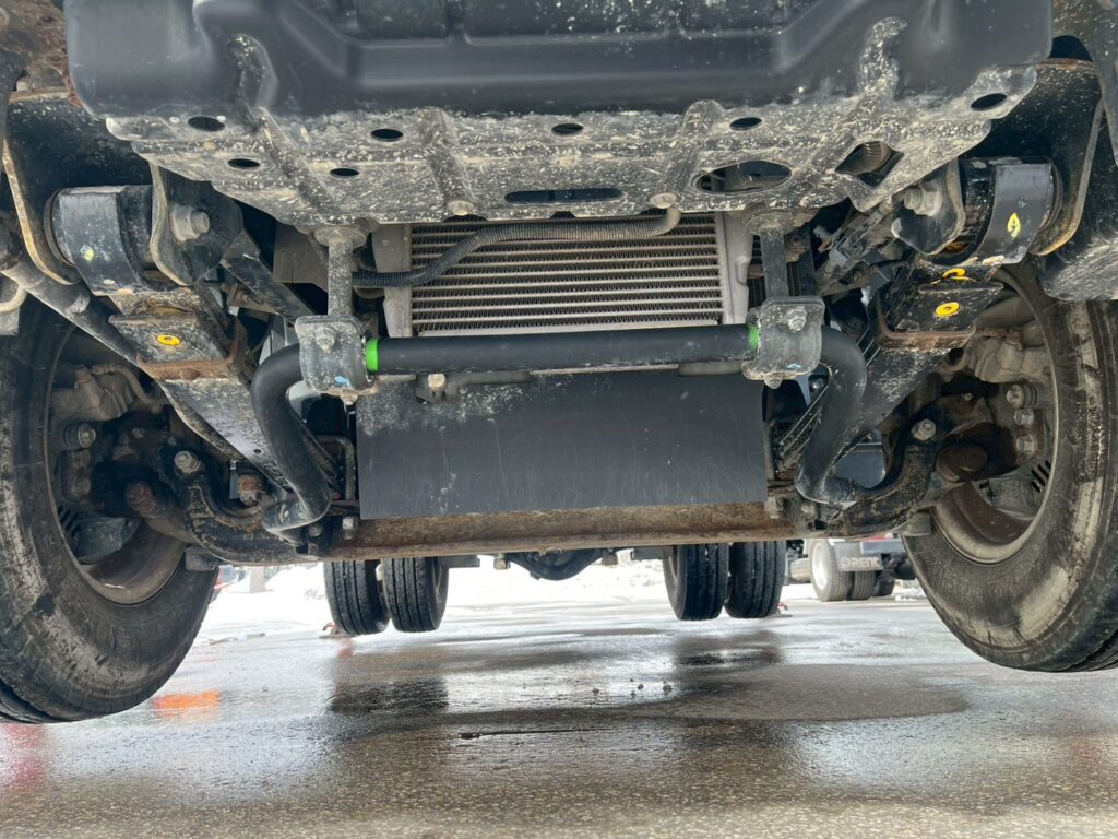 平成25年 　日野　デュトロ11.9m高所作業車スチールバケット (車検1年付）