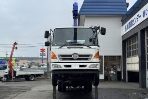 サムネイル: 平成24年　レンジャー4トン4段クレーンロング ロングジャッキ ラジコン 車検令和8年11月