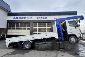 サムネイル: 平成24年　レンジャー4トン4段クレーンロング ロングジャッキ ラジコン 車検令和8年11月