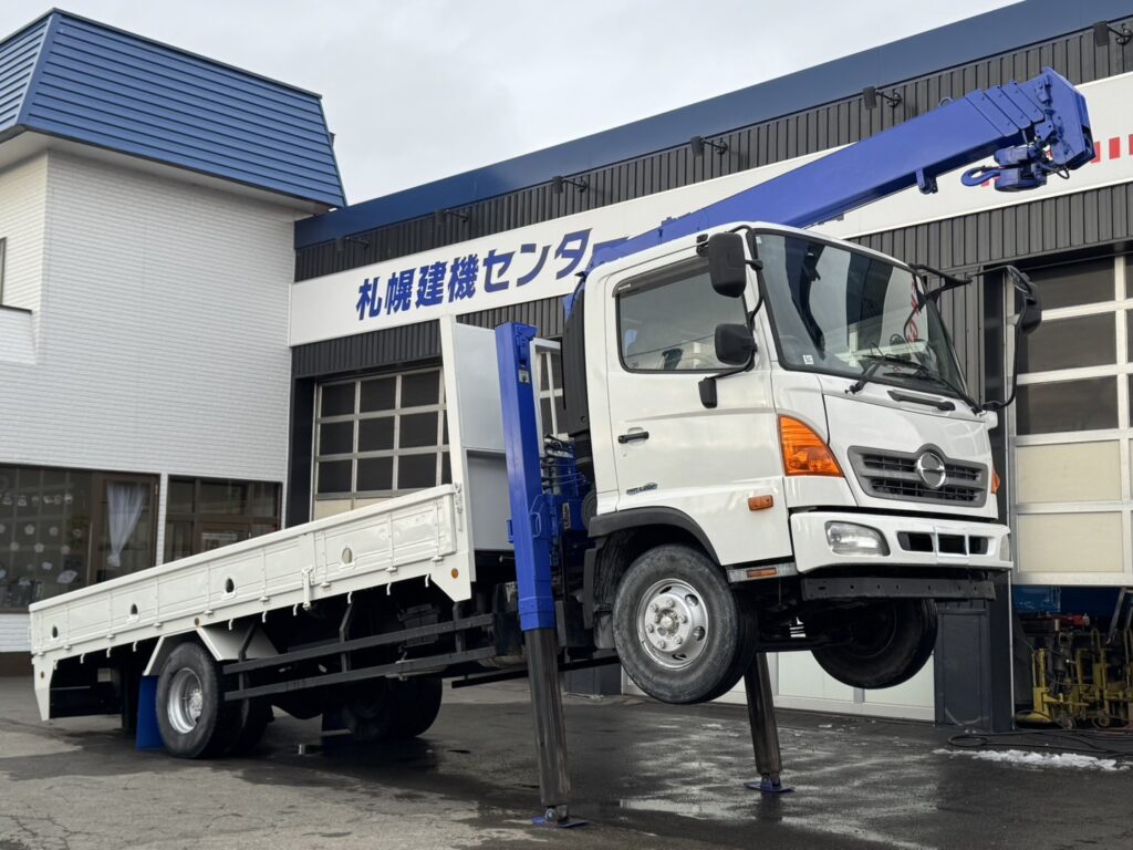 平成24年　レンジャー4トン4段クレーンロング ロングジャッキ ラジコン 車検令和8年11月