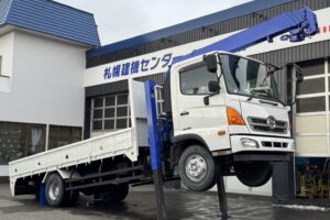 サムネイル: 平成24年　レンジャー4トン4段クレーンロング ロングジャッキ ラジコン 車検令和8年11月