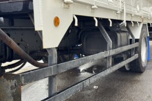 サムネイル: 平成24年　レンジャー4トン4段クレーンロング ロングジャッキ ラジコン 車検令和8年11月