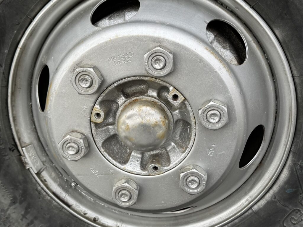 平成24年　レンジャー4トン4段クレーンロング ロングジャッキ ラジコン 車検令和8年11月