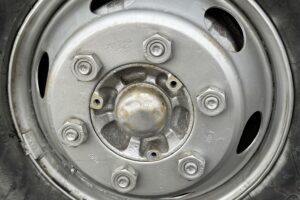 サムネイル: 平成24年　レンジャー4トン4段クレーンロング ロングジャッキ ラジコン 車検令和8年11月