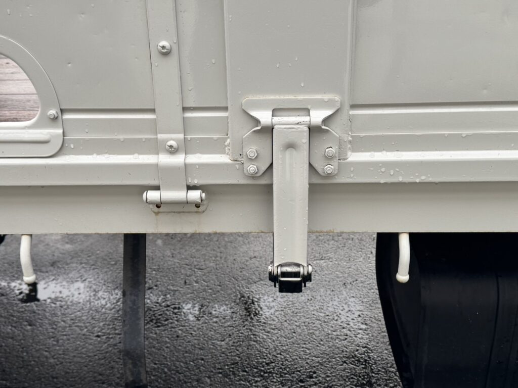 平成24年　レンジャー4トン4段クレーンロング ロングジャッキ ラジコン 車検令和8年11月