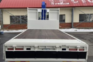 サムネイル: 平成24年　レンジャー4トン4段クレーンロング ロングジャッキ ラジコン 車検令和8年11月